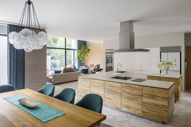 美しい木のオーダーキッチン2