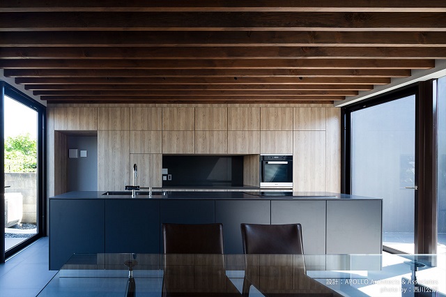 スタイリッシュなオーダーキッチン1